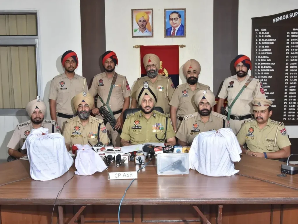 अमृतसर में 25 किलो हेरोइन बरामद